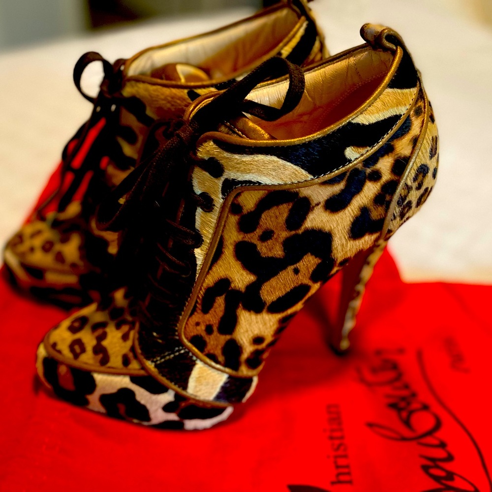 Christian Louboutin leopard bootie sz 39.5